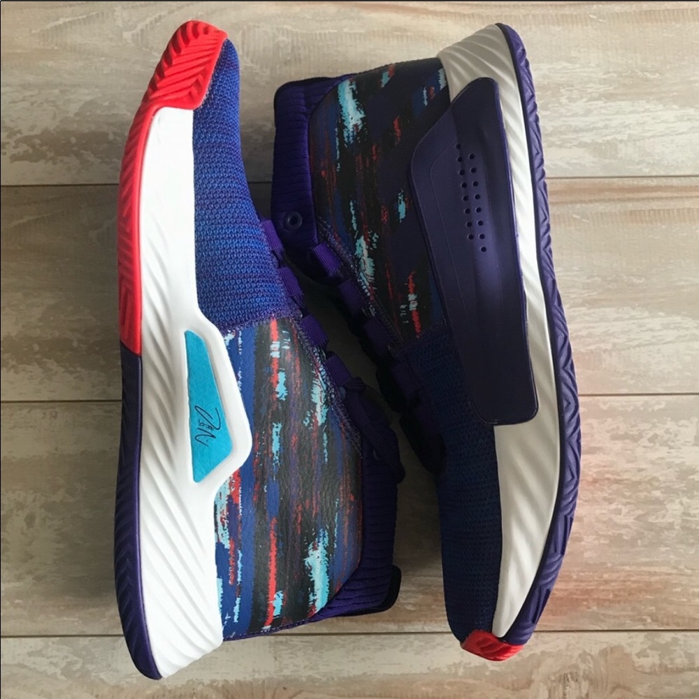 NWT Adidas Dame 5 Mens Shoes - Picture 6 of 8